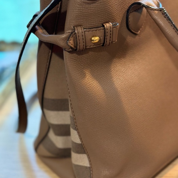 Burberry Leather Tote - Picture 6 of 15